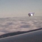 Piloti di un aereo da trasporto, filmano un UFO. Ecco il video.